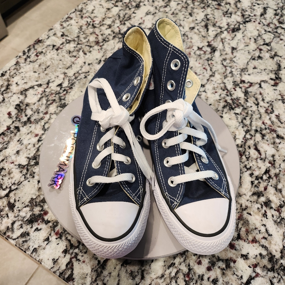 NWOT Chuck Taylor All Star Classics